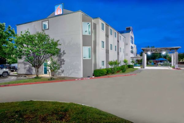 Motel 6 Ft Worth - Benbrook - Fort Worth, TX