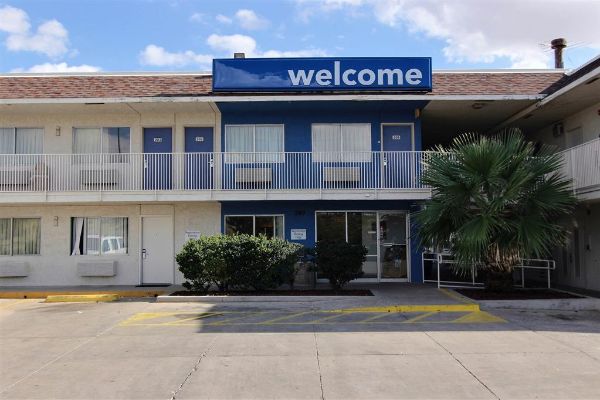 Motel 6 Odessa Tx - Odessa, TX