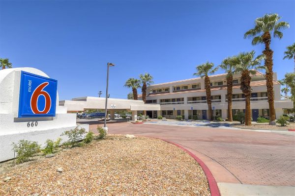 Motel 6 Palm Springs - Palm Springs, CA