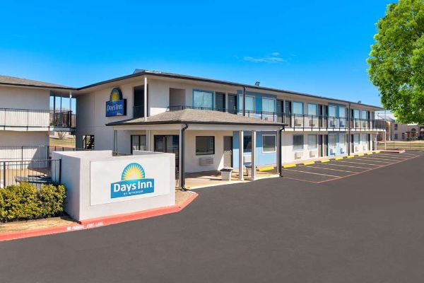 Days Inn By Wyndham Wichita Falls - Sunshine Coast