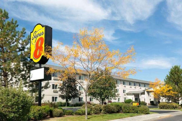 Motel 6 Redmond - Redmond, OR