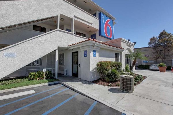 Motel 6 Los Angeles-bellflower - Long Beach, CA