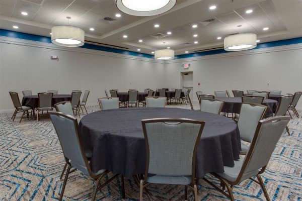 Drury Inn And Suites Gainesville - Gainesville, FL