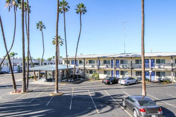 Motel 6 San Diego Airport Harbor - Coronado, CA