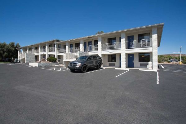 Motel 6 Kingman  Route 66 West - Kingman, AZ