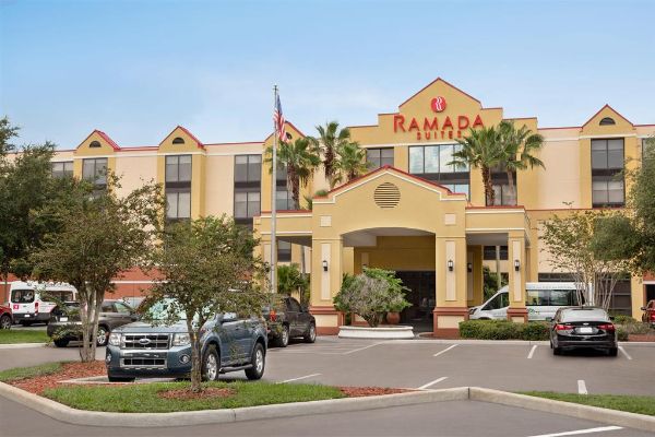 Ramada By Wyndham Suites Orlando Airport - Orlando