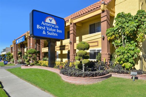 Americas Best Value Inn & Suites Fontana - 폰태너