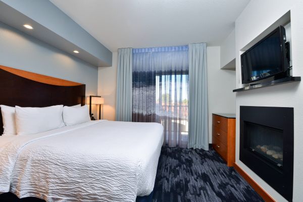 Fairfield Inn And Suites By Marriott Santa Cruz Capitola - Capitola, CA