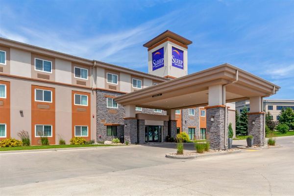 Sleep Inn & Suites Bismarck I-94 - Bismarck, ND