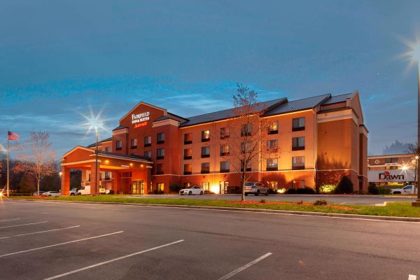 Fairfield Inn And Suites By Marriott Charlotte Matthews - Charlotte, NC