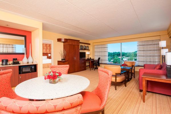 Courtyard By Marriott Peoria Downtown - Peoria, IL