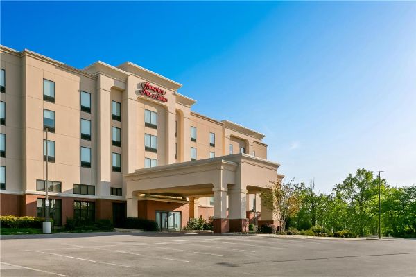 Hampton Inn & Suites Baltimore/woodlawn - Baltimore