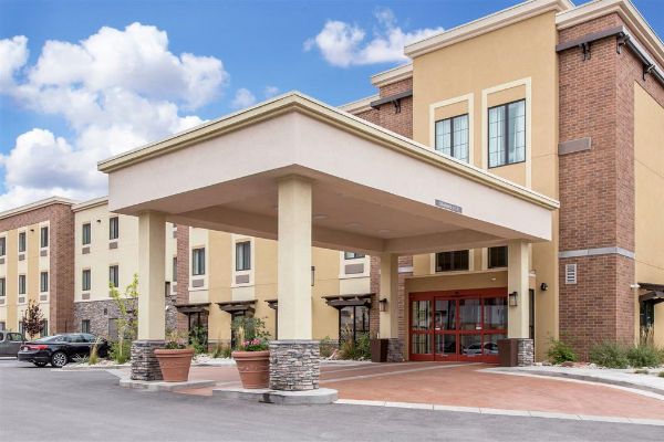 Comfort Suites Moab Near Arches National Park - Moab, UT