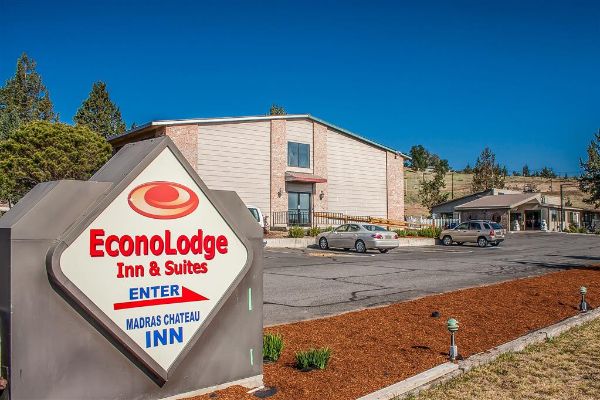 Econo Lodge Inn & Suites Madras - Madras, OR