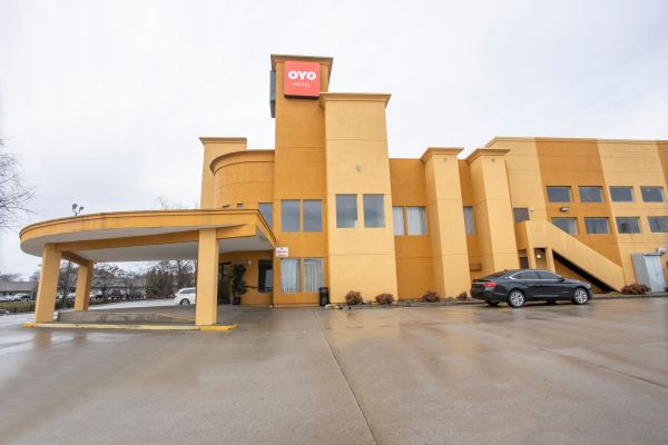Oyo Hotel Knoxville Tn Cedar B - Knoxville