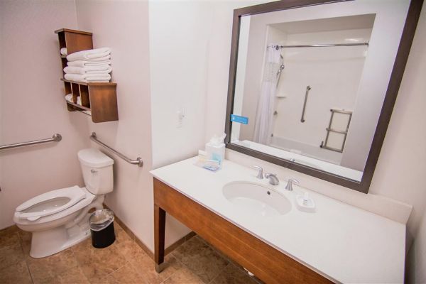 Hampton Inn & Suites By Hilton Dallas/frisco North-fieldhouse Usa - Frisco, TX