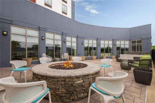 Hilton Garden Inn Memphis Wolfchase Galleria - Memphis, TN