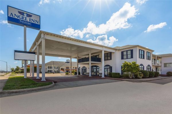 A Travelodge By Wyndham Angel Inn Near Imax - Branson, MO