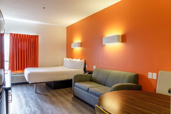 Motel 6 Headingley-winnipeg West - Winnipeg