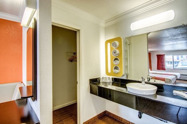 Motel 6 Manteca - Manteca, CA