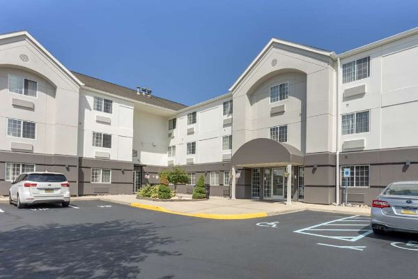 Executive Residency By Best Western Philadelphia-willowgrove - Doylestown, PA