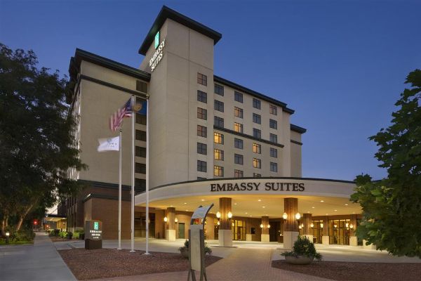 Embassy Suites By Hilton Lincoln - Lincoln, NE