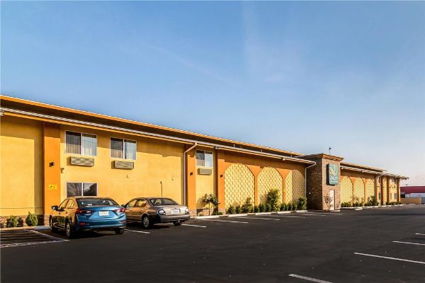 Quality Inn And Suites Near Downtown Bakersfield - Bakersfield, CA