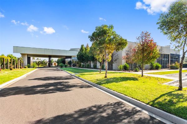 Quality Hotel Point Cook - Werribee