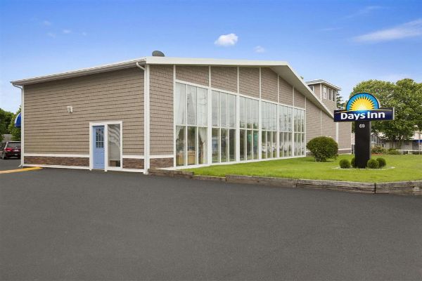 Days Inn By Wyndham West Yarmouth/hyannis Cape Cod Area - Barnstable, MA