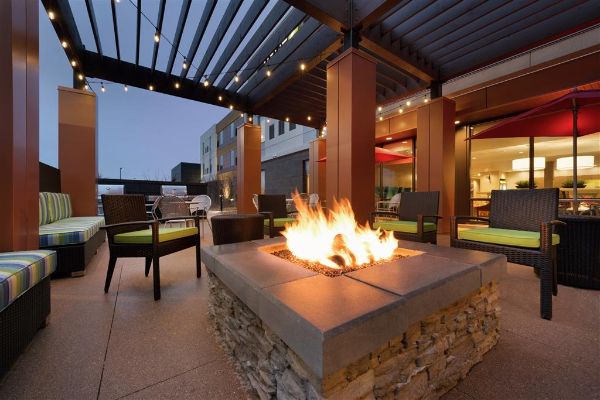 Home2 Suites By Hilton - Milwaukee Airport - Milwaukee, WI