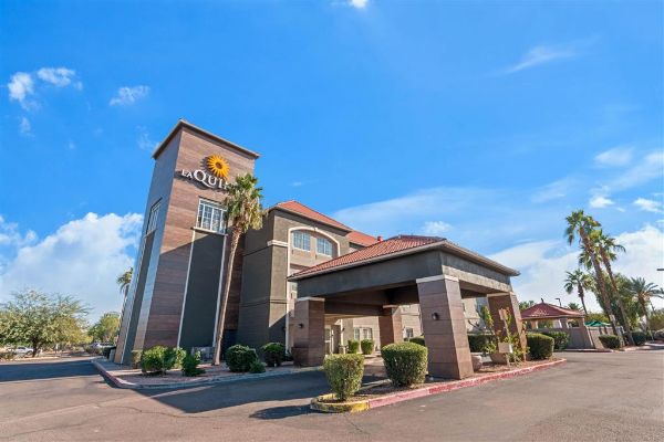 La Quinta Inn & Suites By Wyndham Phoenix I-10 West - Phoenix, AZ