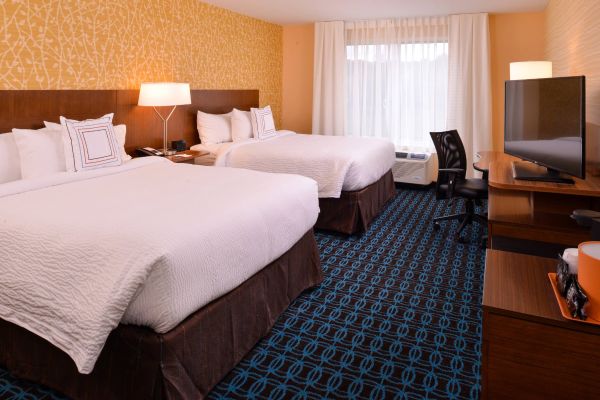 Fairfield By Marriott Inn And Suites Plymouth White Mountains - Campton, NH