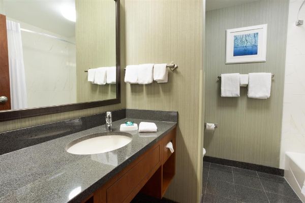 Drury Inn And Suites Burlington - Burlington