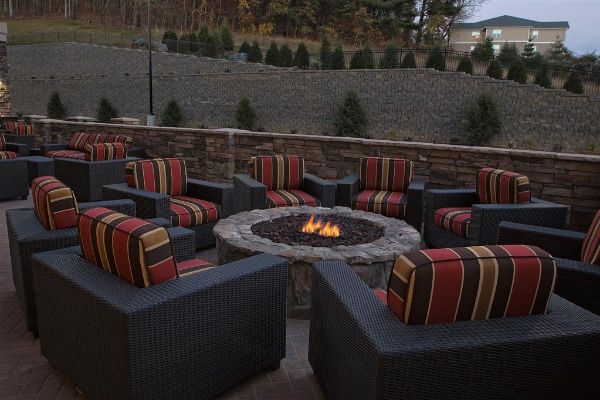 Hampton Inn & Suites Boone - Boone, NC