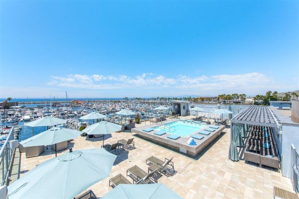 Shade Hotel - Torrance