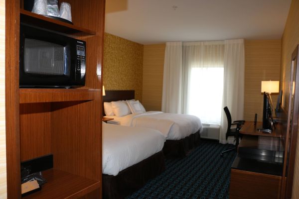Fairfield Inn And Suites By Marriott Bowling Green - Bowling Green, OH