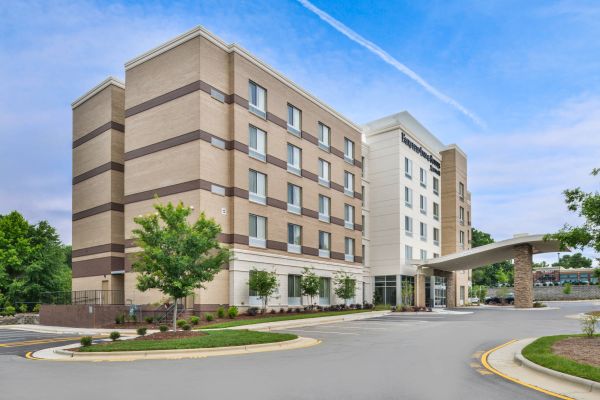 Fairfield Inn And Suites By Marriott Raleigh Cary - Cary, NC