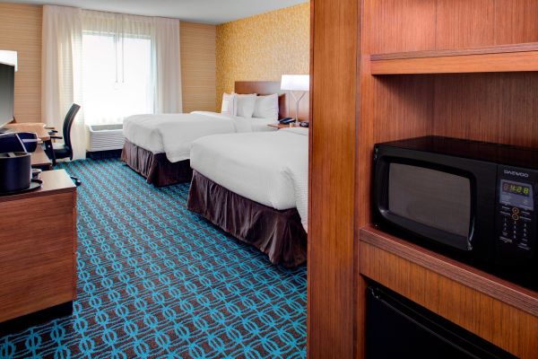 Fairfield Inn And Suites By Marriott Bakersfield North-airport - Bakersfield, CA