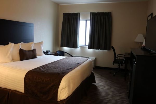 Cobblestone Inn & Suites - Maryville - Maryville, MO