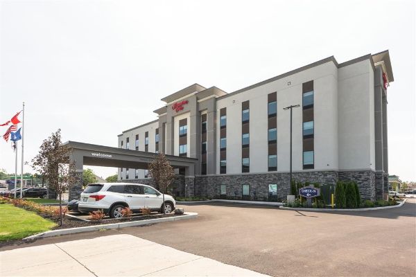 Hampton Inn Buffalo/hamburg - East Aurora, NY