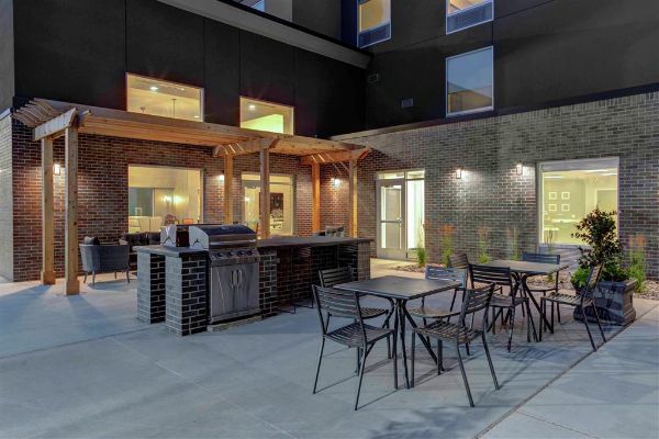 Homewood Suites By Hilton Lansing Eastwood - ランシング, MI