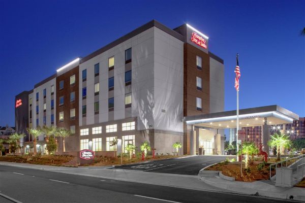 Hampton Inn & Suites Irvine-orange County Airport - 爾灣
