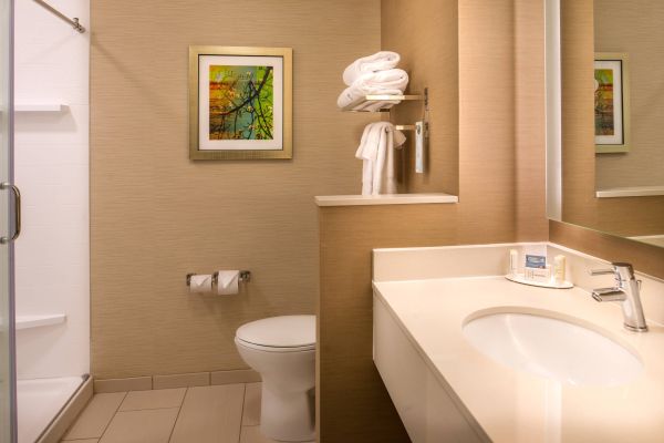 Fairfield Inn And Suites By Marriott St Louis Westport - Kirkwood, MO