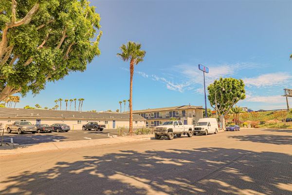 Ca  Orange County Motel 6 Tustin - Irvine, CA