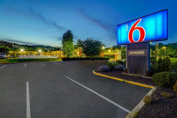 Nj Motel 6 Lawrenceville - Somerset County, NJ