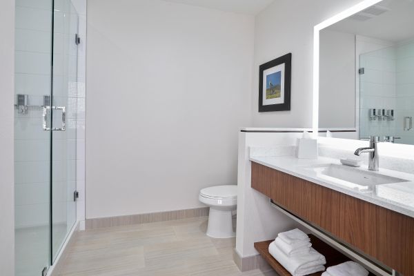 Four Points By Sheraton Edmonton West - Edmonton