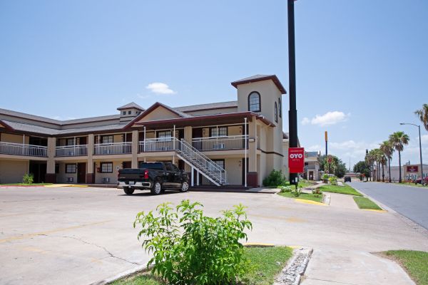 Oyo Hotel Mcallen Airport Sout - 매캘런
