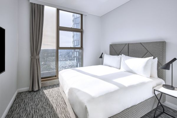 Meriton Suites George Street - Parramatta