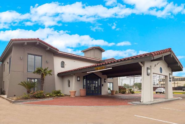 Motel 6 Beaumont Tx - Beaumont, TX
