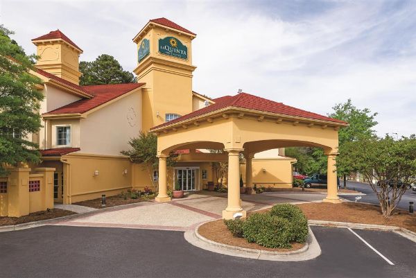 La Quinta Inn & Suites By Wyndham Univ Area Chapel Hill - Durham, NC